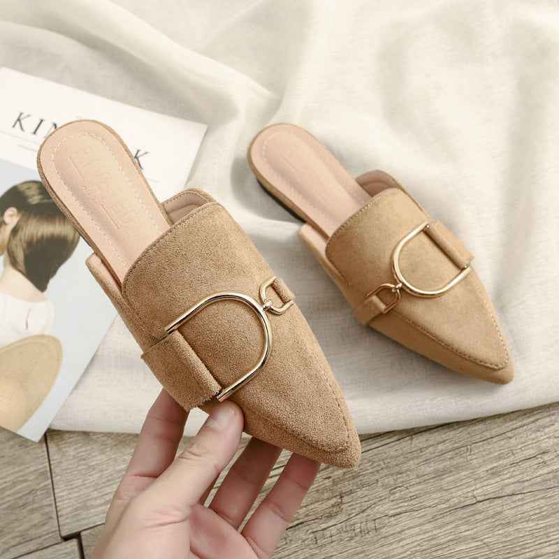 Mules plates pour femme avec décoration métalliqu