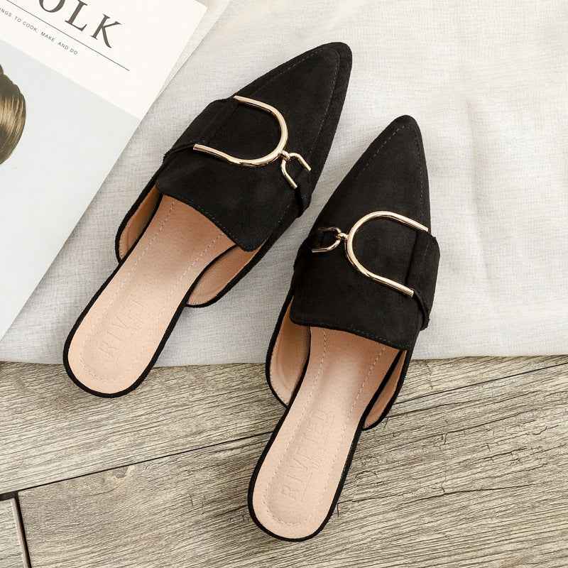 Mules plates pour femme avec décoration métalliqu