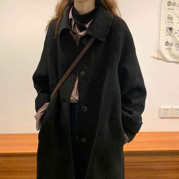 Manteau noir en laine style Hepburn pour femme – automne et hiver - parlezmode.com