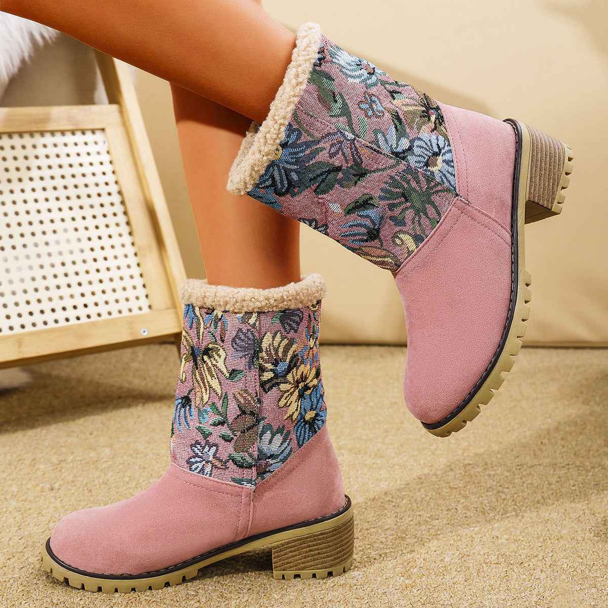 Amara® | Bottes Hivernales Brodées de Fleurs