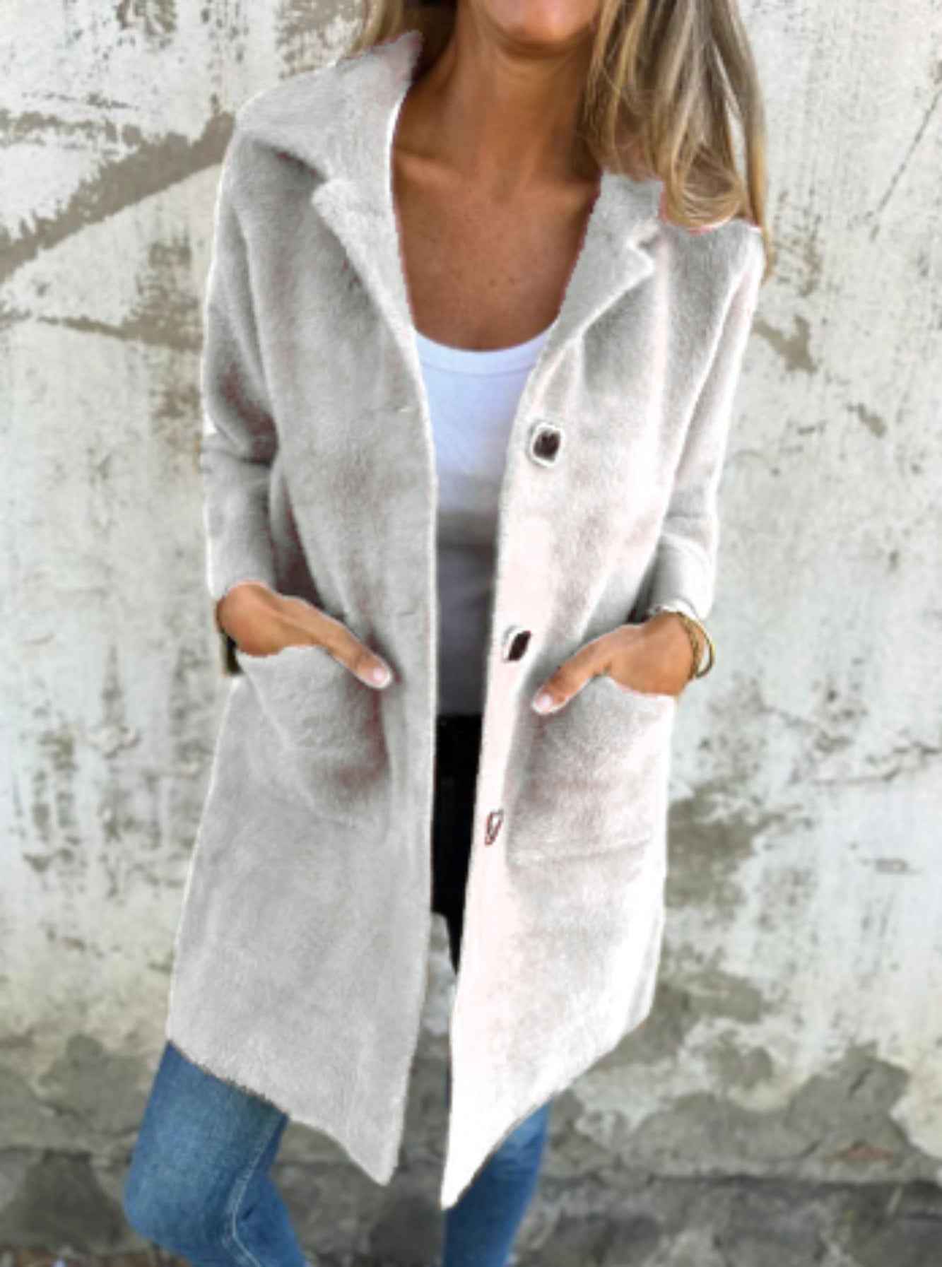 Manteau mi-long à poches et col polo à simple boutonnage