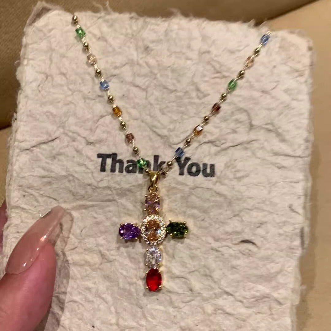 Explorez l'art de la robe élégante style français à travers les âges - parlezmode.com