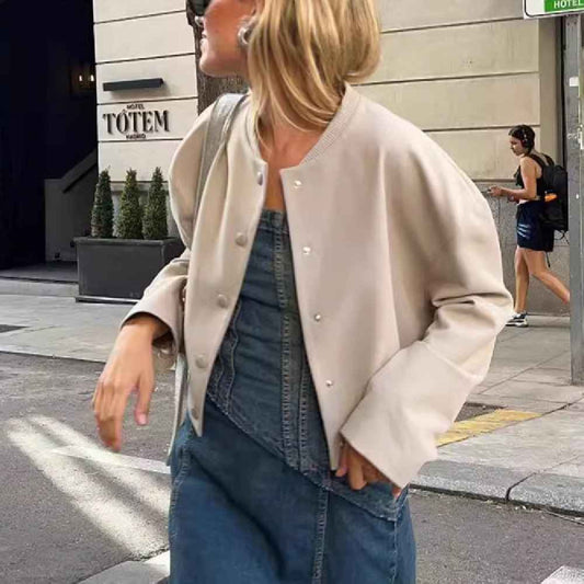 Mode française: intégrer des bijoux minimalistes femme à votre quotidien - parlezmode.com