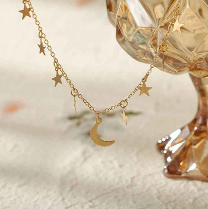 Temperament Clavicle Necklace, Star And Moon Pendant Necklace, Gold