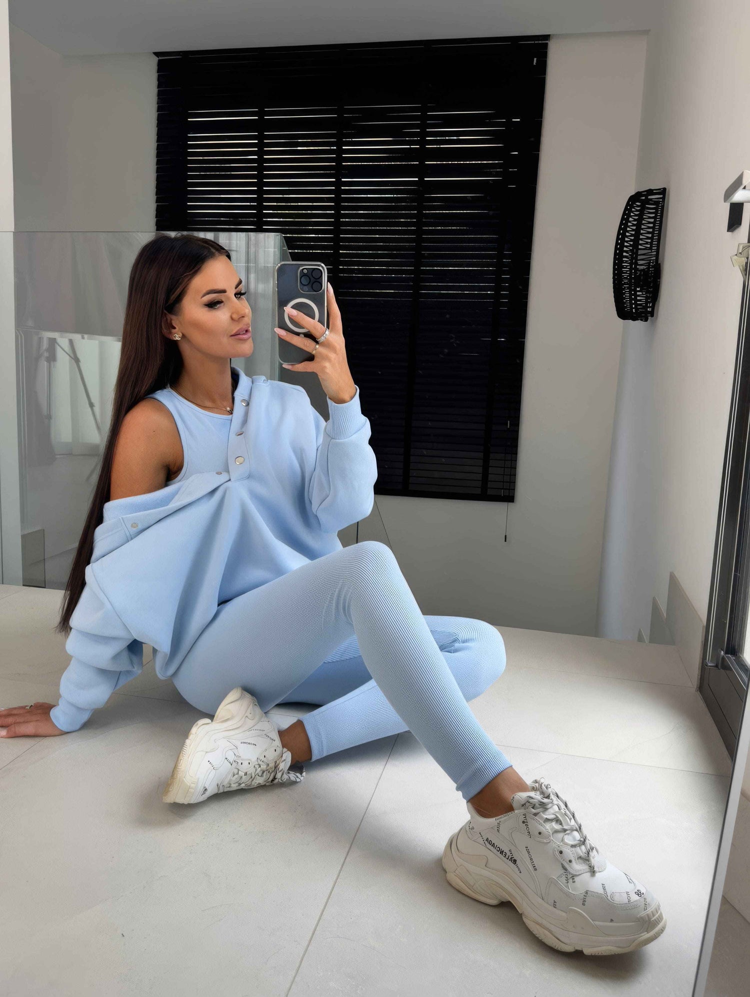 Ensemble Vera® | Sweat à Capuche, Gilet et Pantalon - parlezmode.com