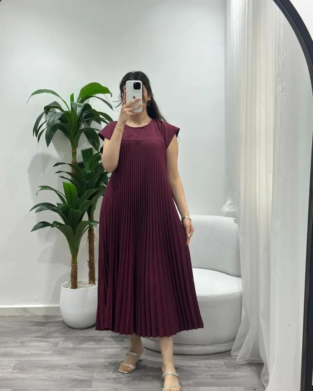 Elévara® | Robe Longue Plissée Sans Manches Élégance d’Été