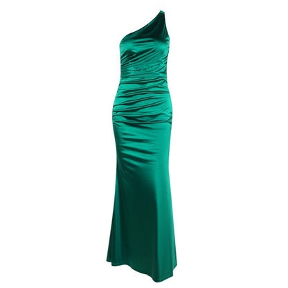Émeraude Élancée – Robe longue ajustée satinée - parlezmode.com
