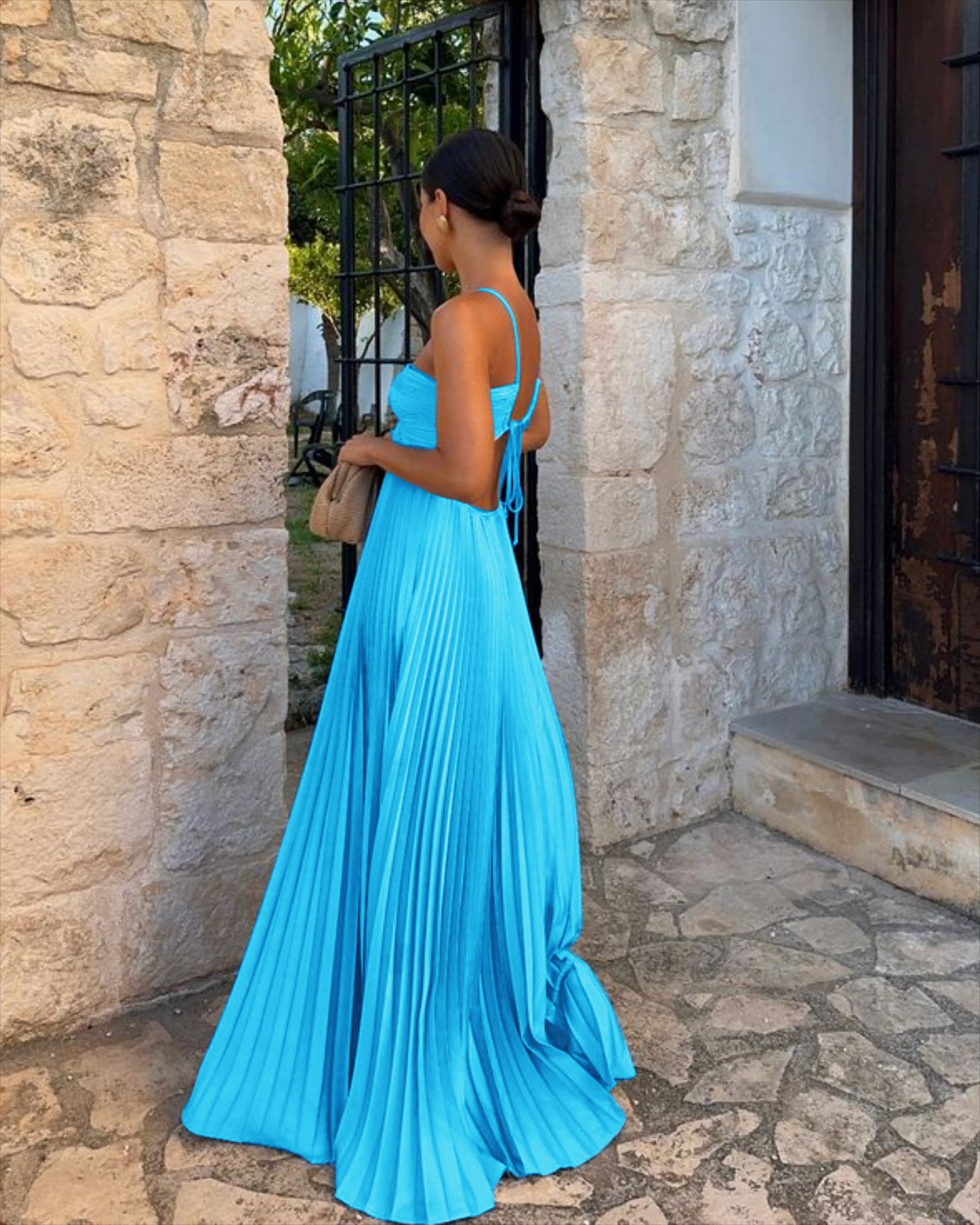 Robe Longue Plissée Élégante - parlezmode.com