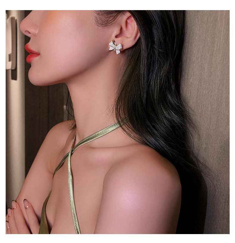 Fashion Personality Sense Bow Stud Earrings Women