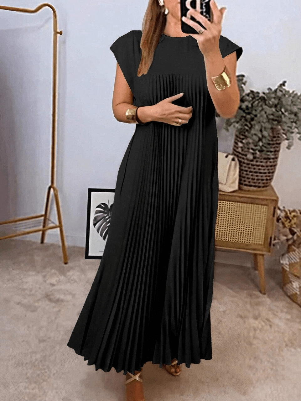 Elévara® | Robe Longue Plissée Sans Manches Élégance d’Été
